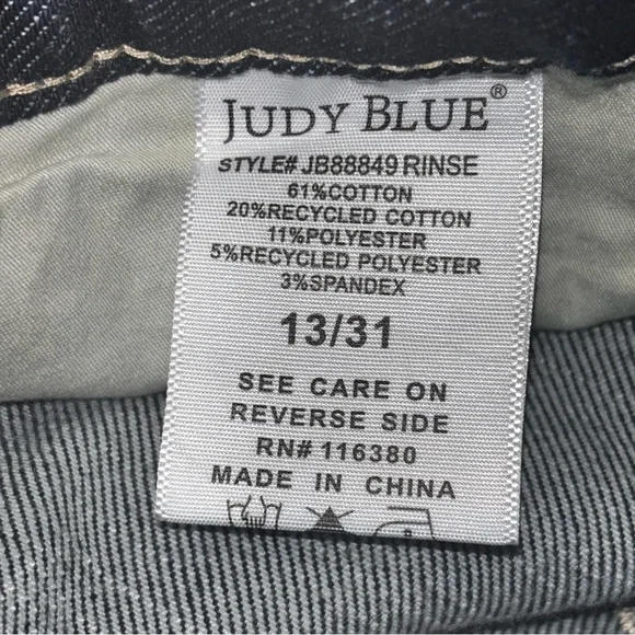 Judy Blue Los Angeles Retro Wide Leg Jeans - Picture 8 of 13